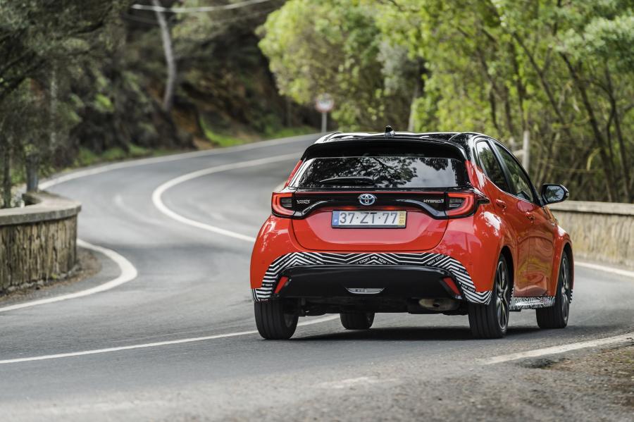 Toyota Yaris Hybrid 2020 года  (WW) (фото 75 из 111)